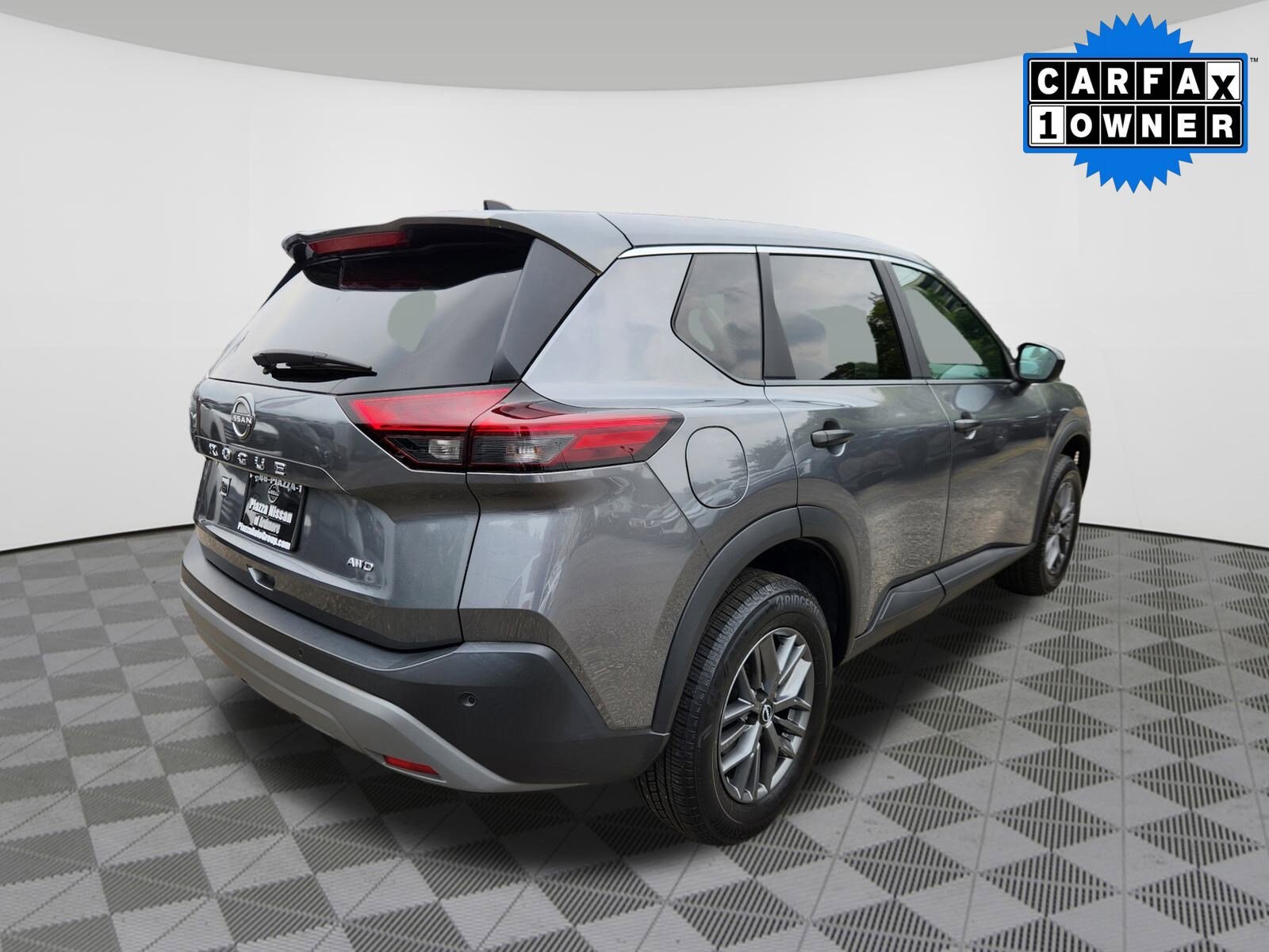 2023 Nissan Rogue S photo 2