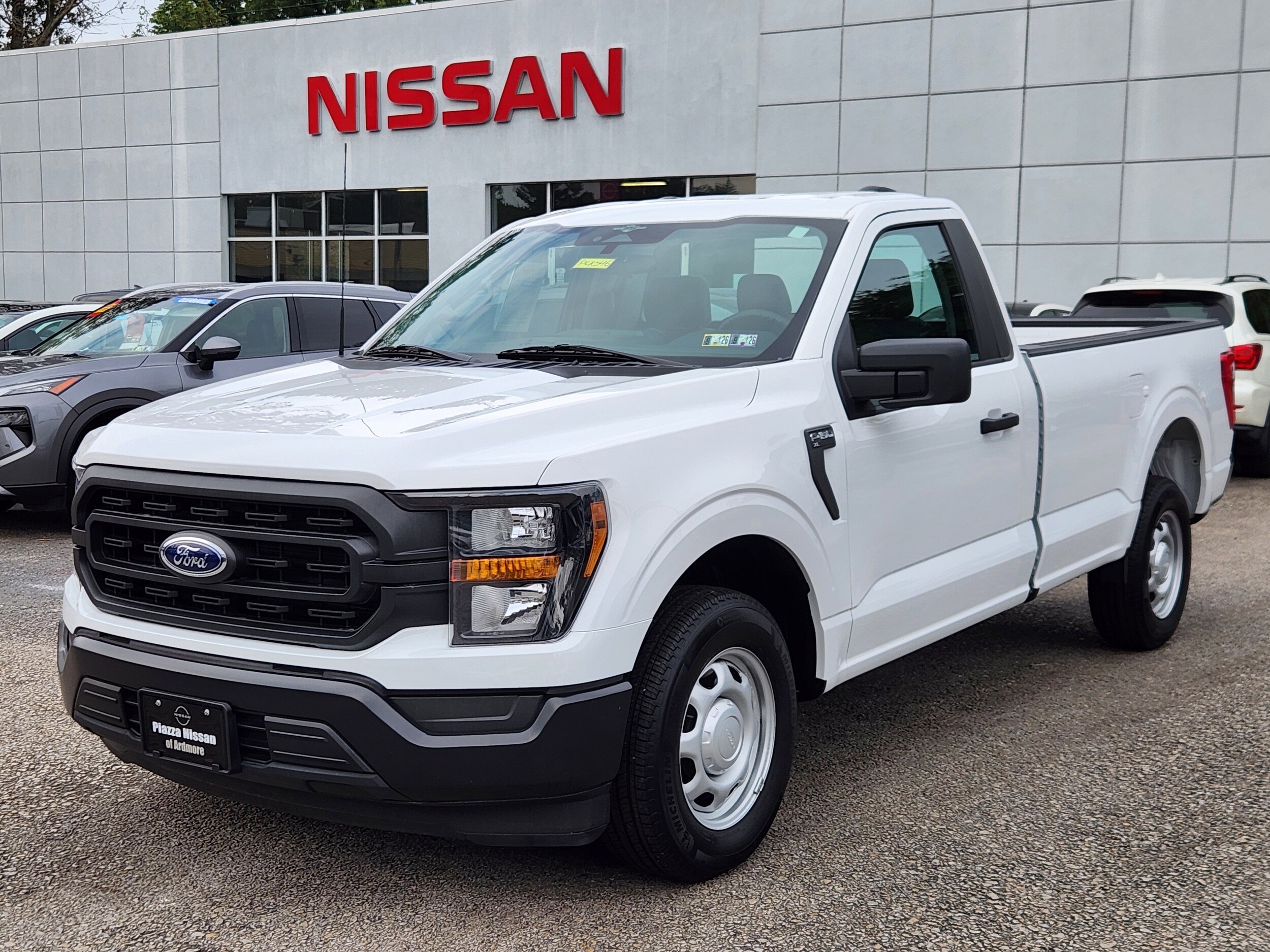 2023 Ford F-150 XL photo 2
