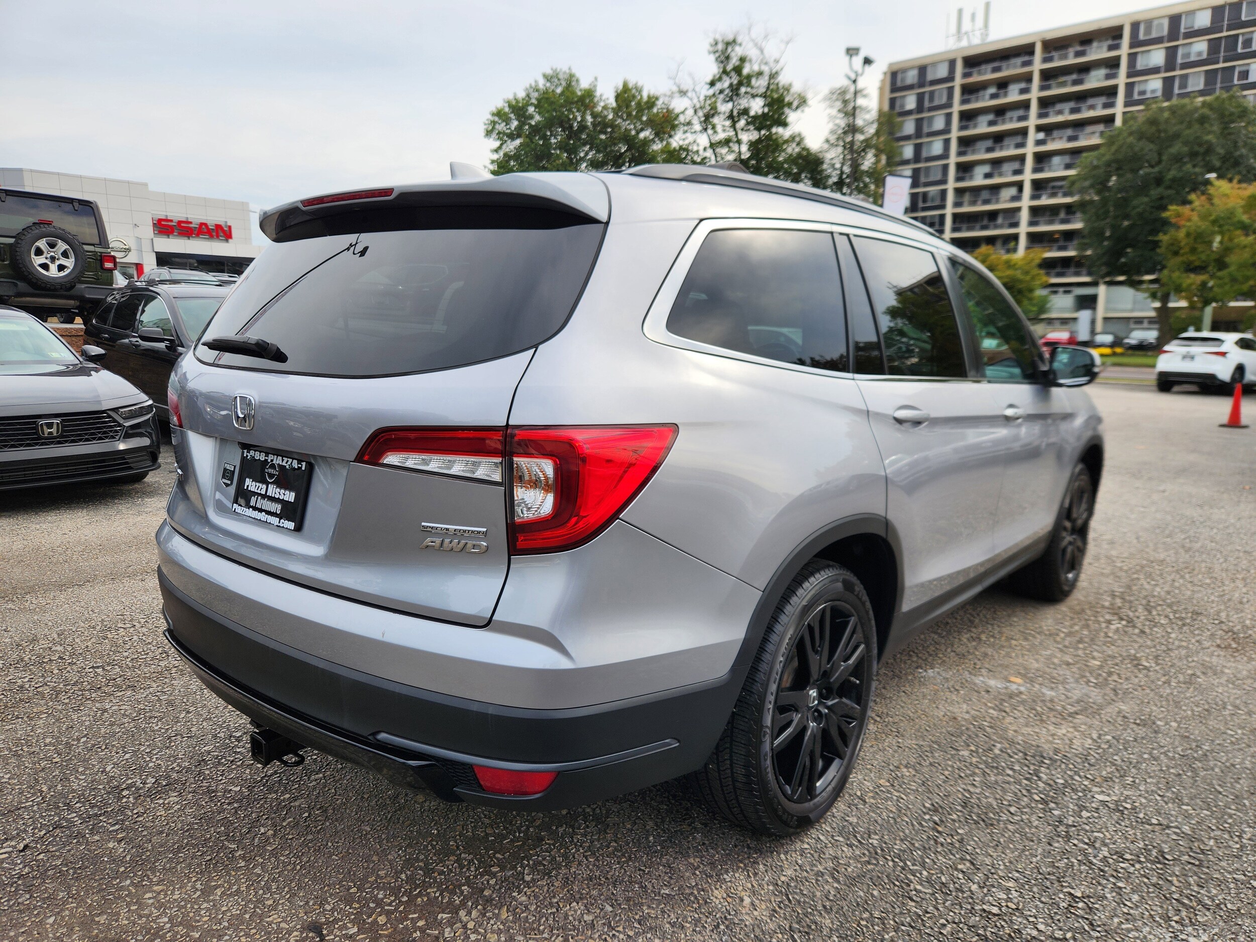 2021 Honda Pilot Special Edition photo 4