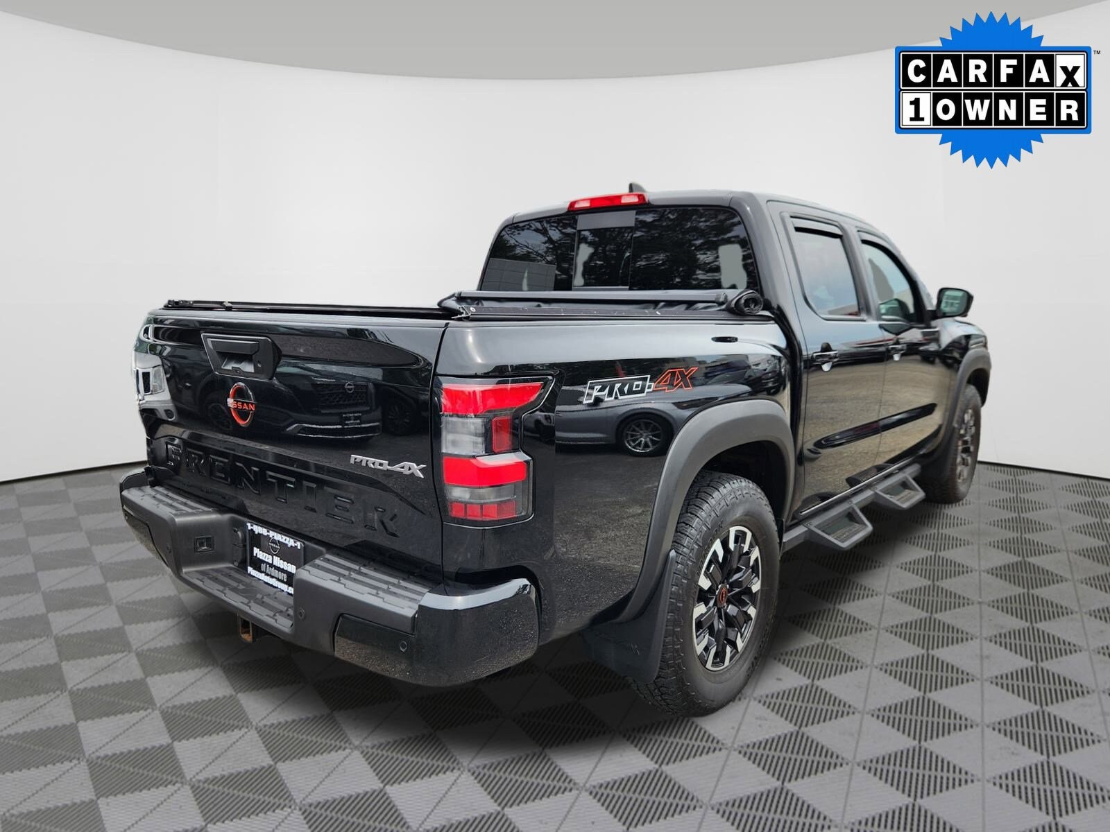 2023 Nissan Frontier PRO-4X photo 4