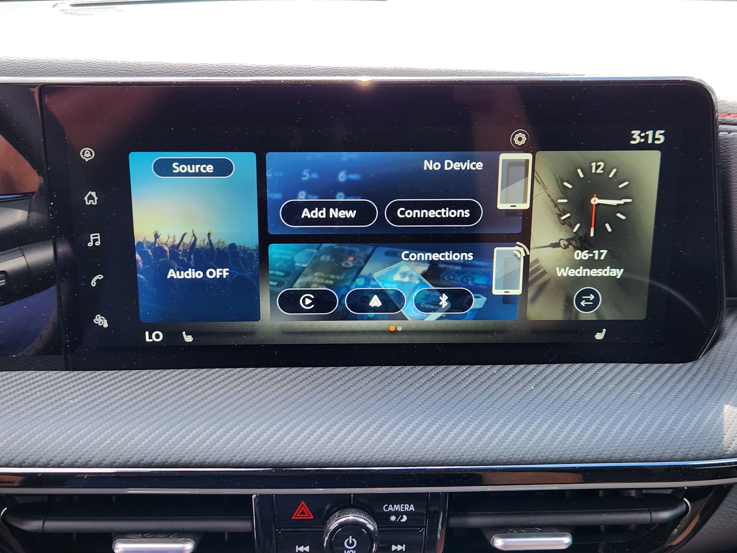2025 Nissan Kicks SR AWD - Photo 11