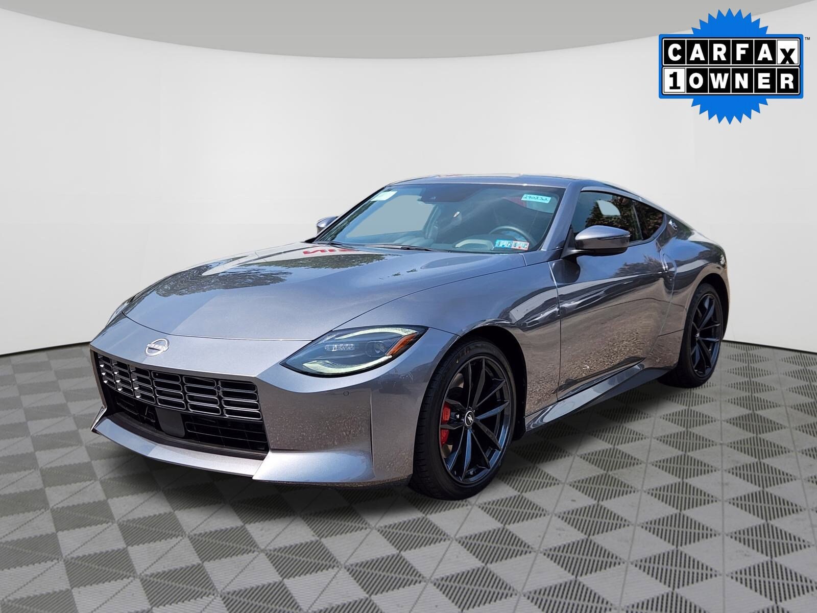 2024 Nissan Z Performance photo 2