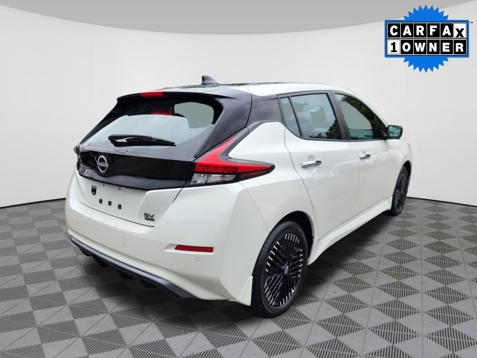 2024 Nissan Leaf SV Plus photo 4