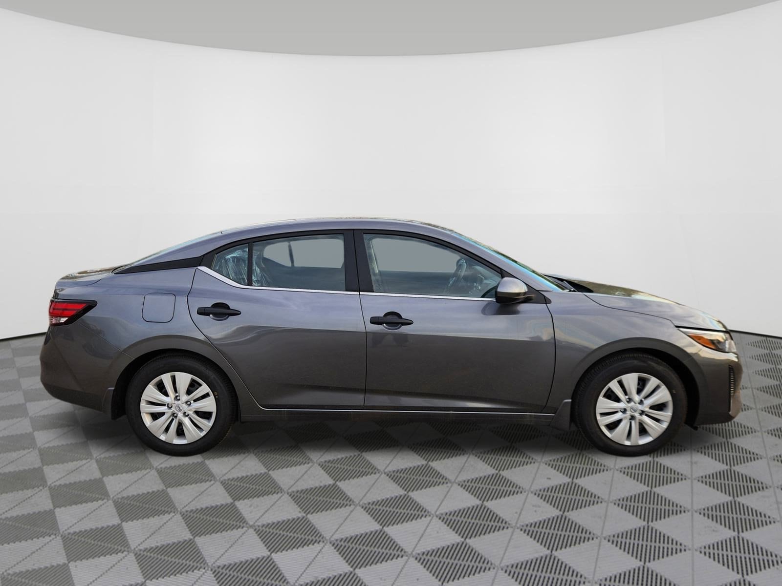 2025 Nissan Sentra S - Photo 6