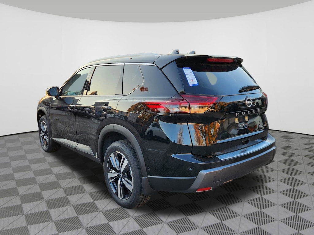 New 2025 Nissan Rogue SL SUV