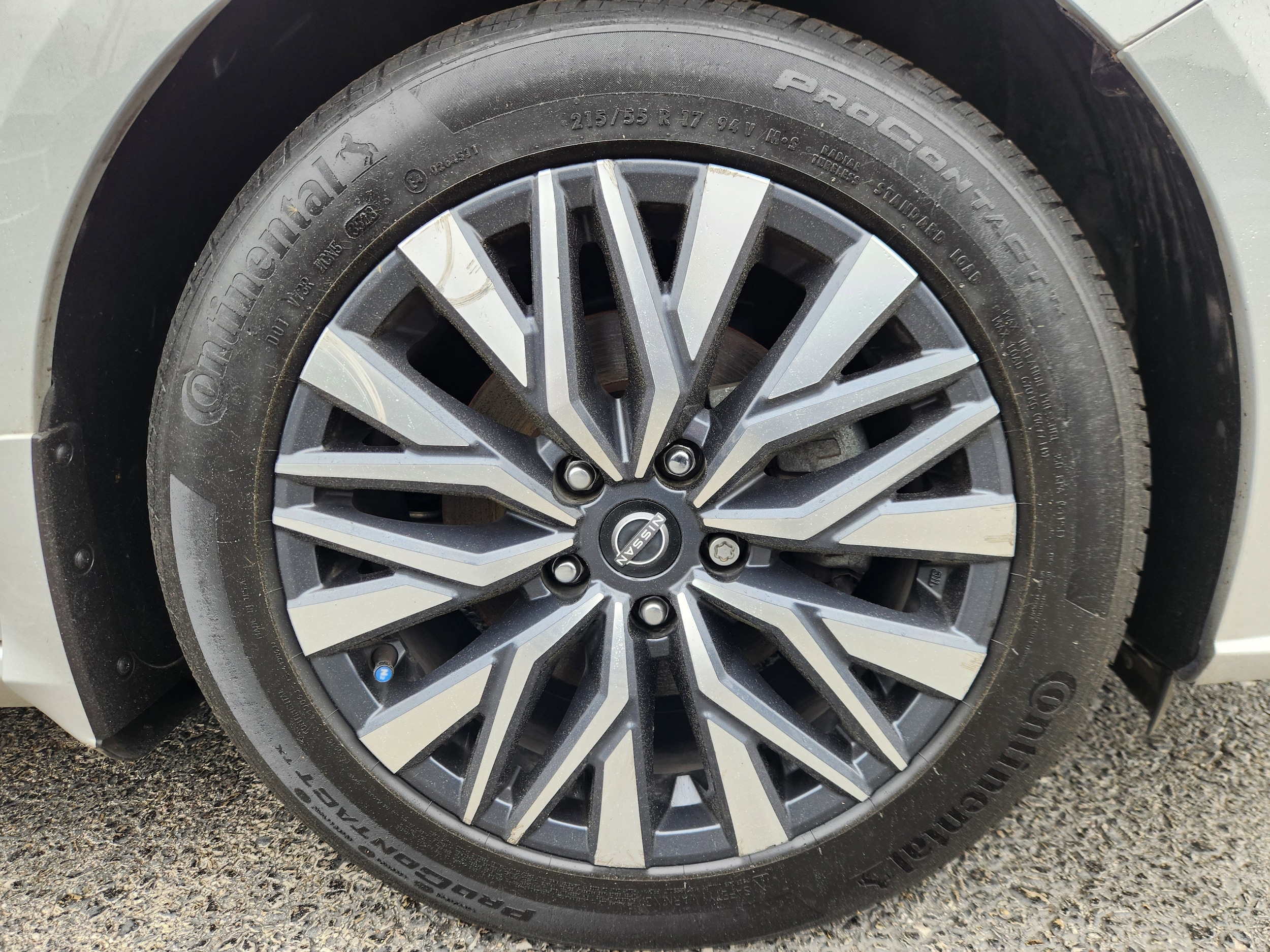 2024 Nissan Altima SV - Photo 21