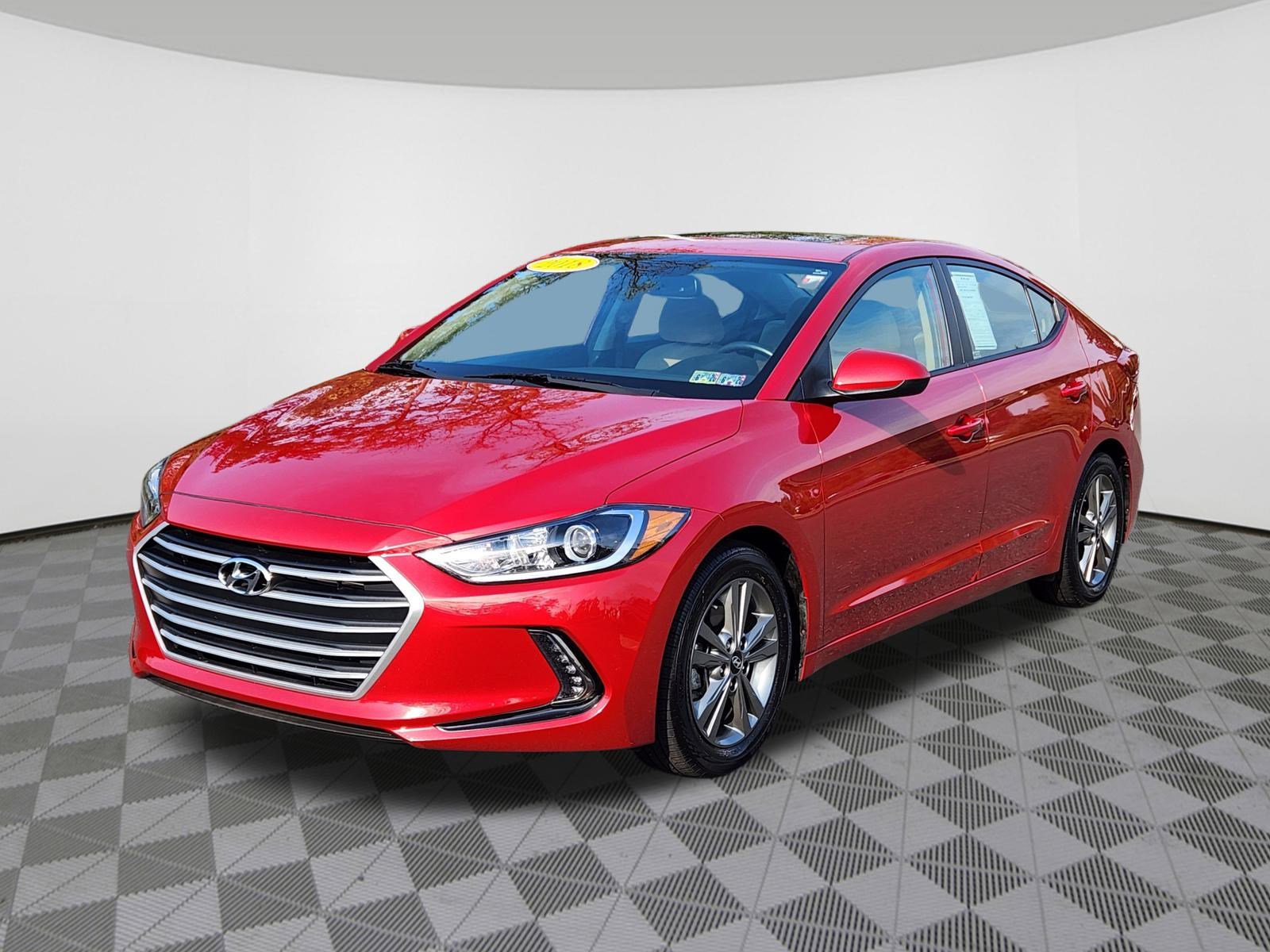 2018 Hyundai Elantra Value Edition photo 2