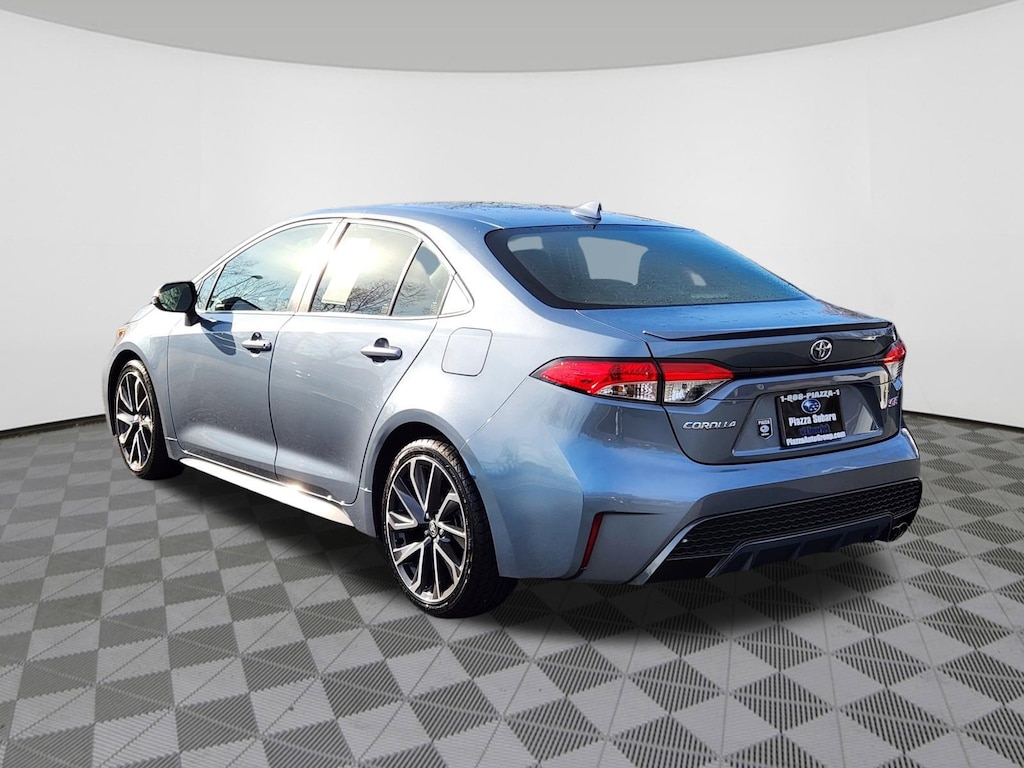Used 2020 Toyota Corolla SE Sedan