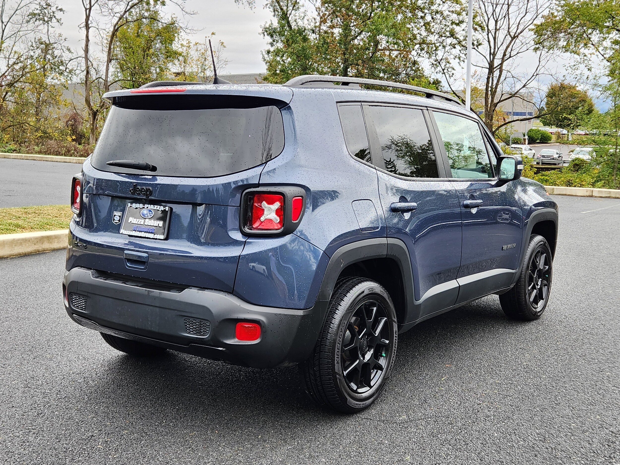 2019 Jeep Renegade Latitude photo 3