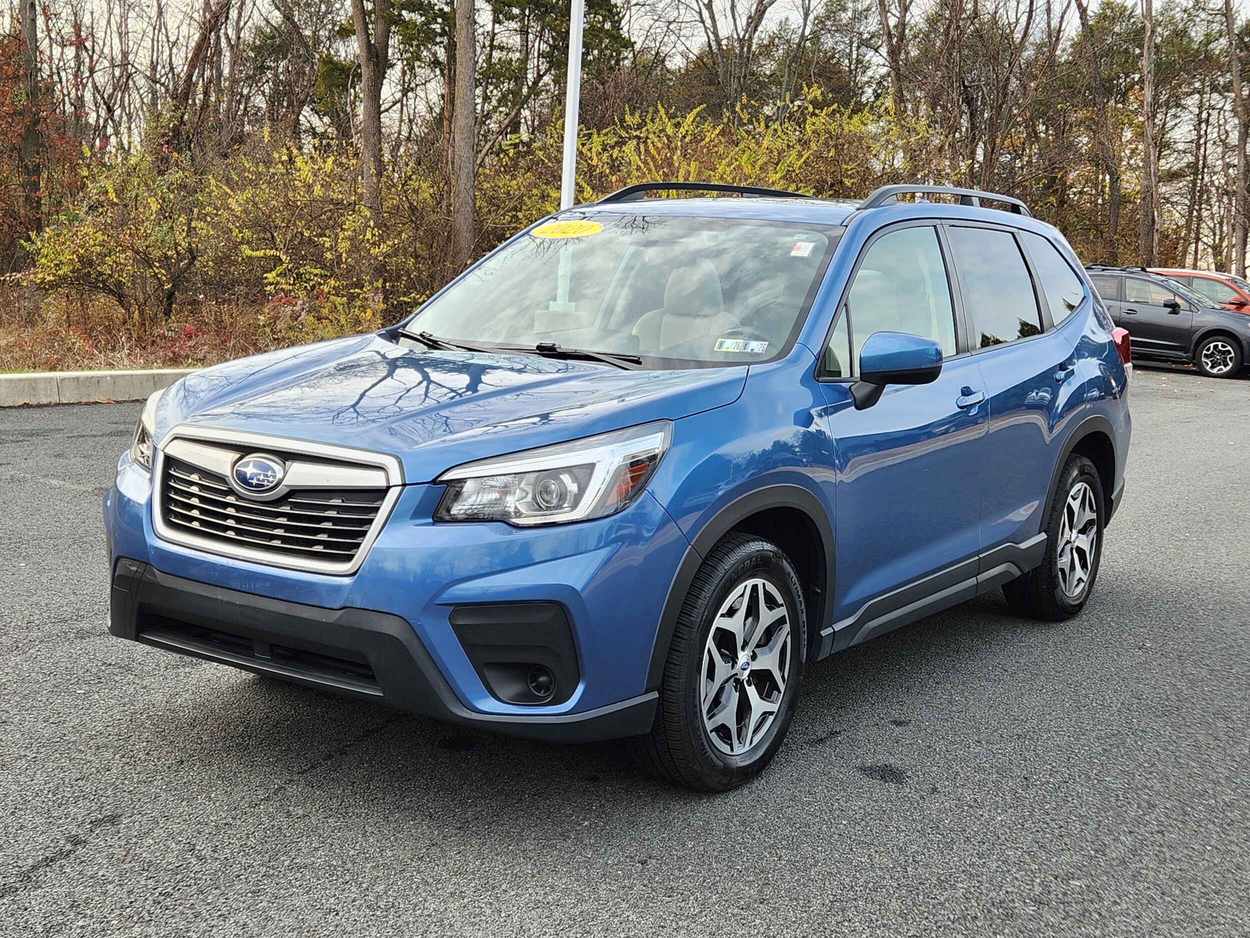 2020 Subaru Forester Premium photo 2