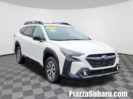 2025 Subaru Outback Premium SUV