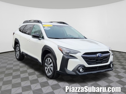 2025 Subaru Outback Premium SUV