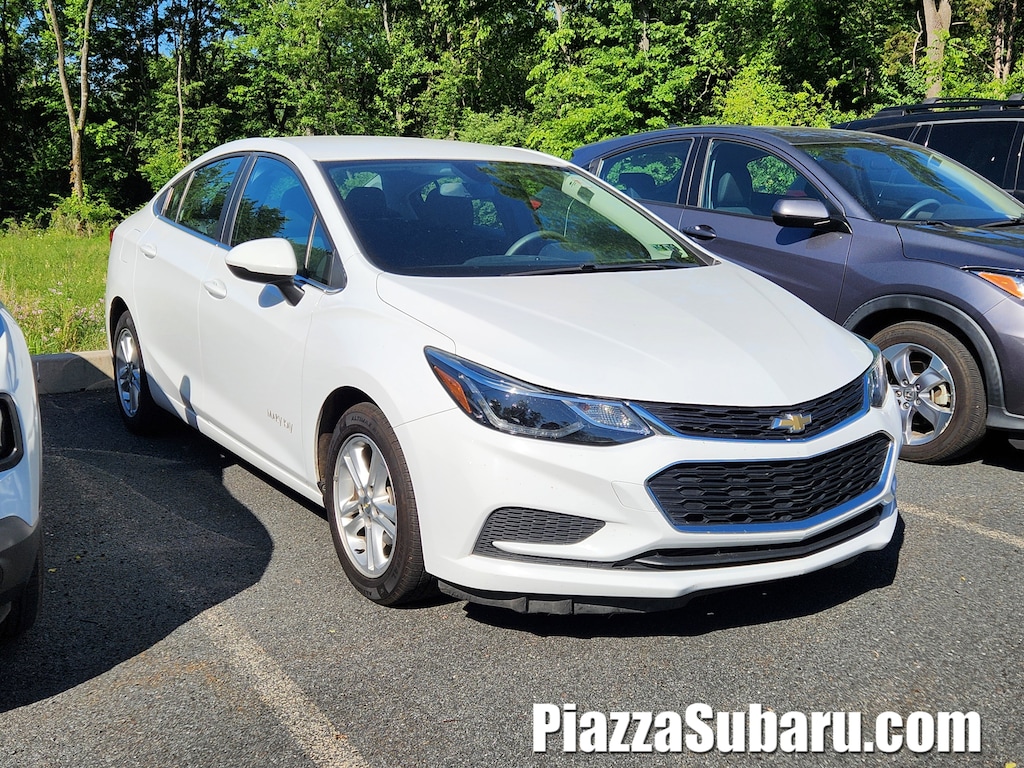 Used 2018 Chevrolet Cruze LT Auto Sedan
