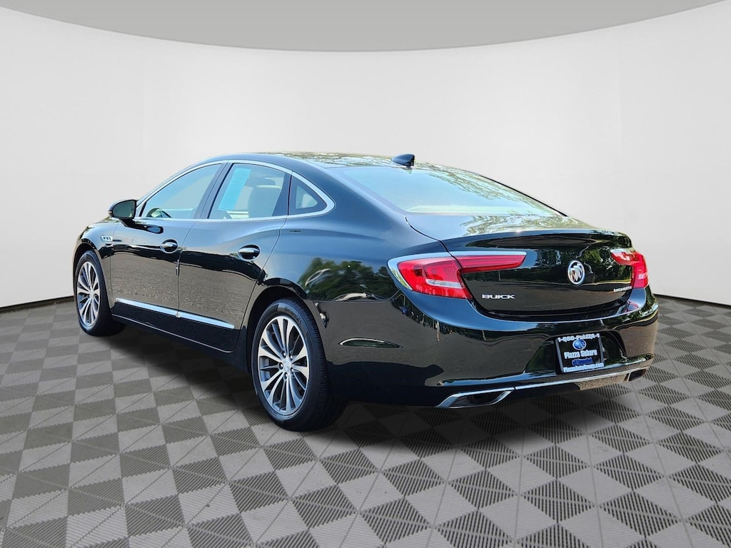Used 2017 Buick LaCrosse Essence Sedan