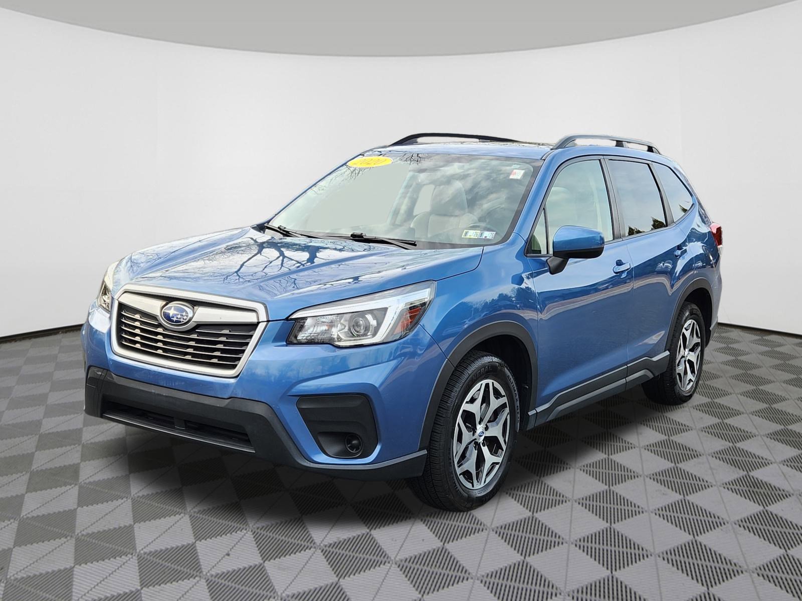 2020 Subaru Forester Premium photo 2