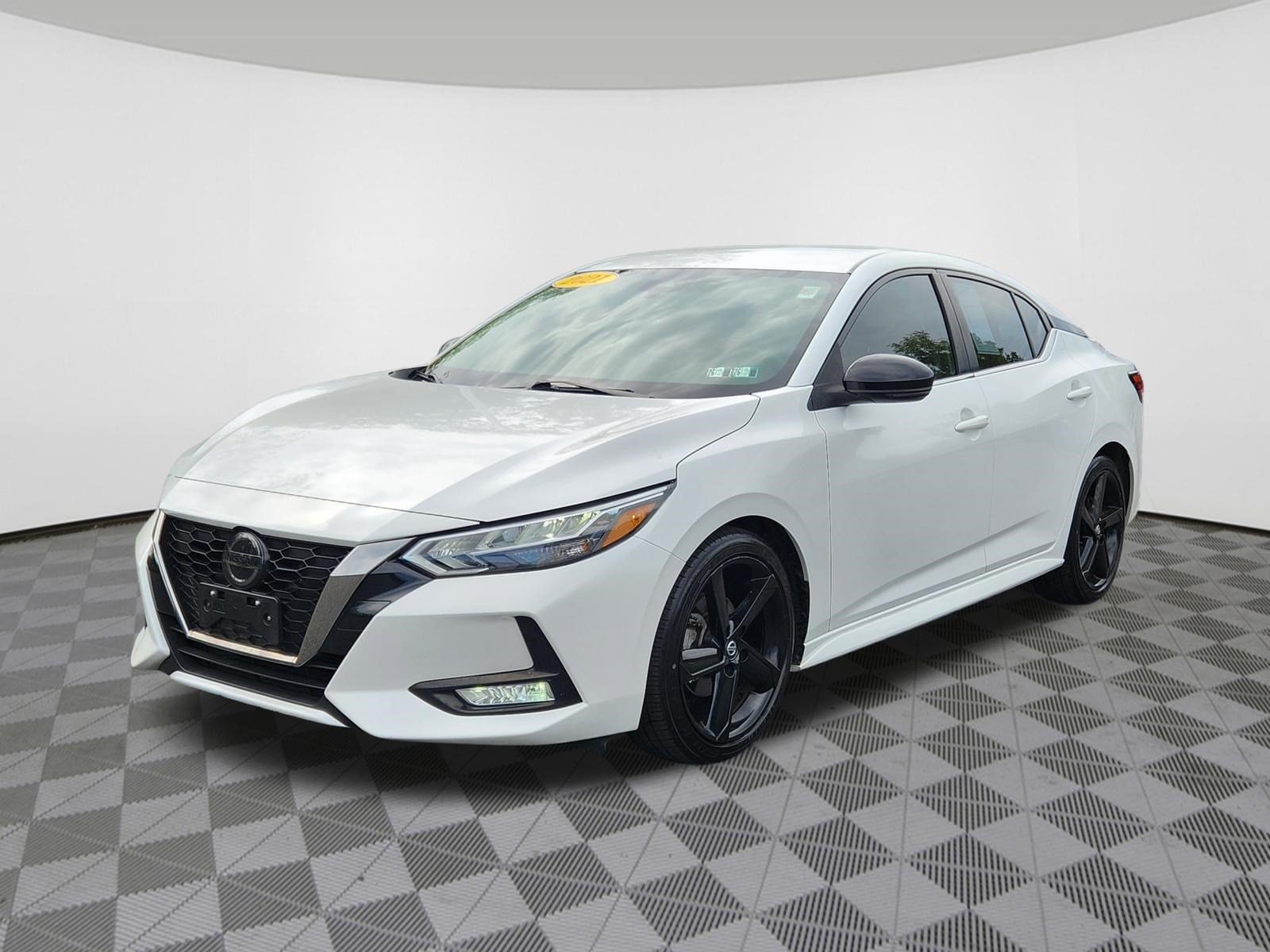 Used 2021 Nissan Sentra SR with VIN 3N1AB8DV5MY226259 for sale in Royersford, PA