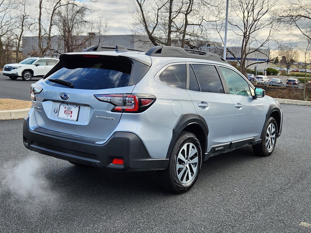 Used 2025 Subaru Outback Premium SUV