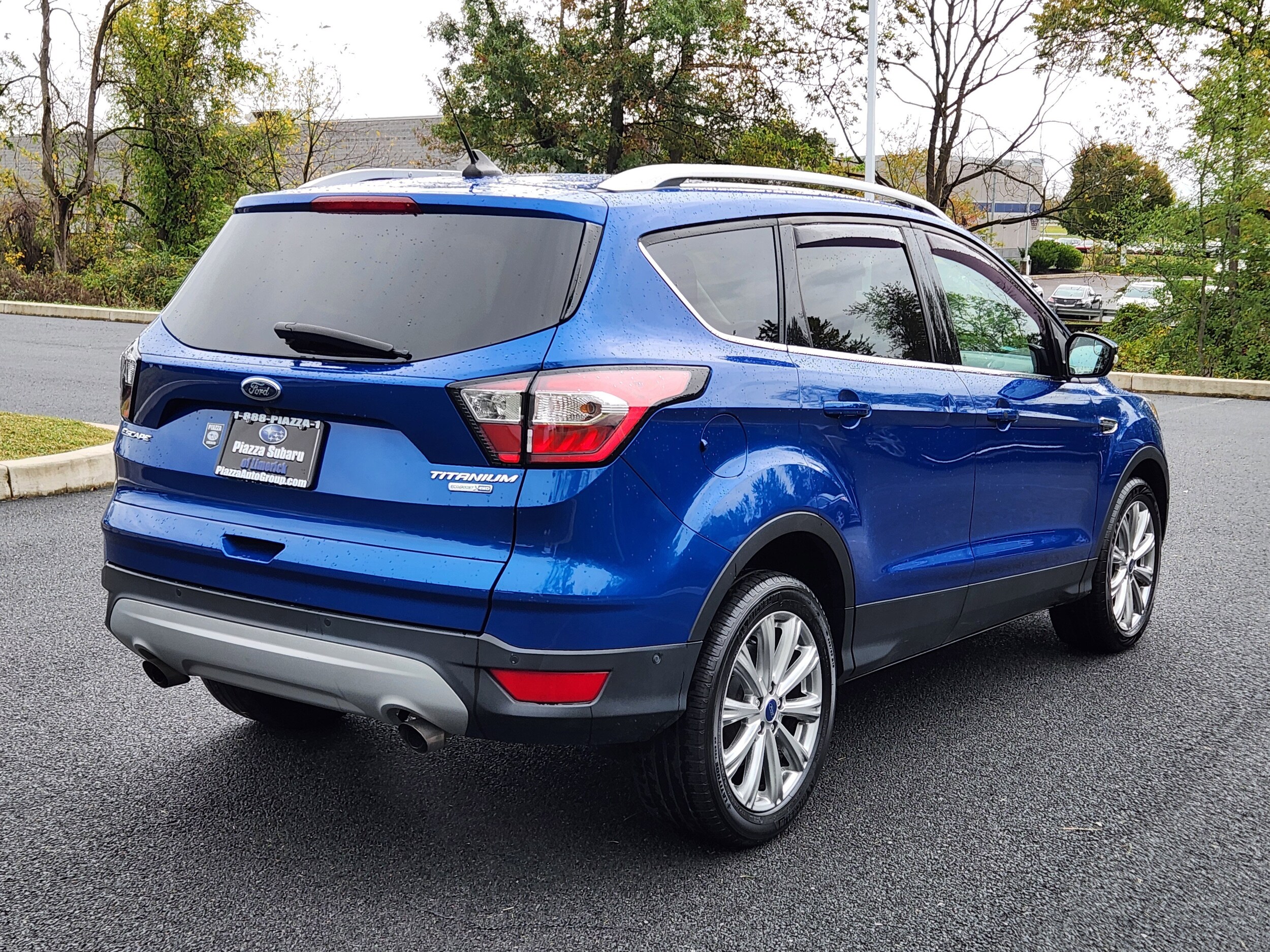 2018 Ford Escape Titanium photo 2