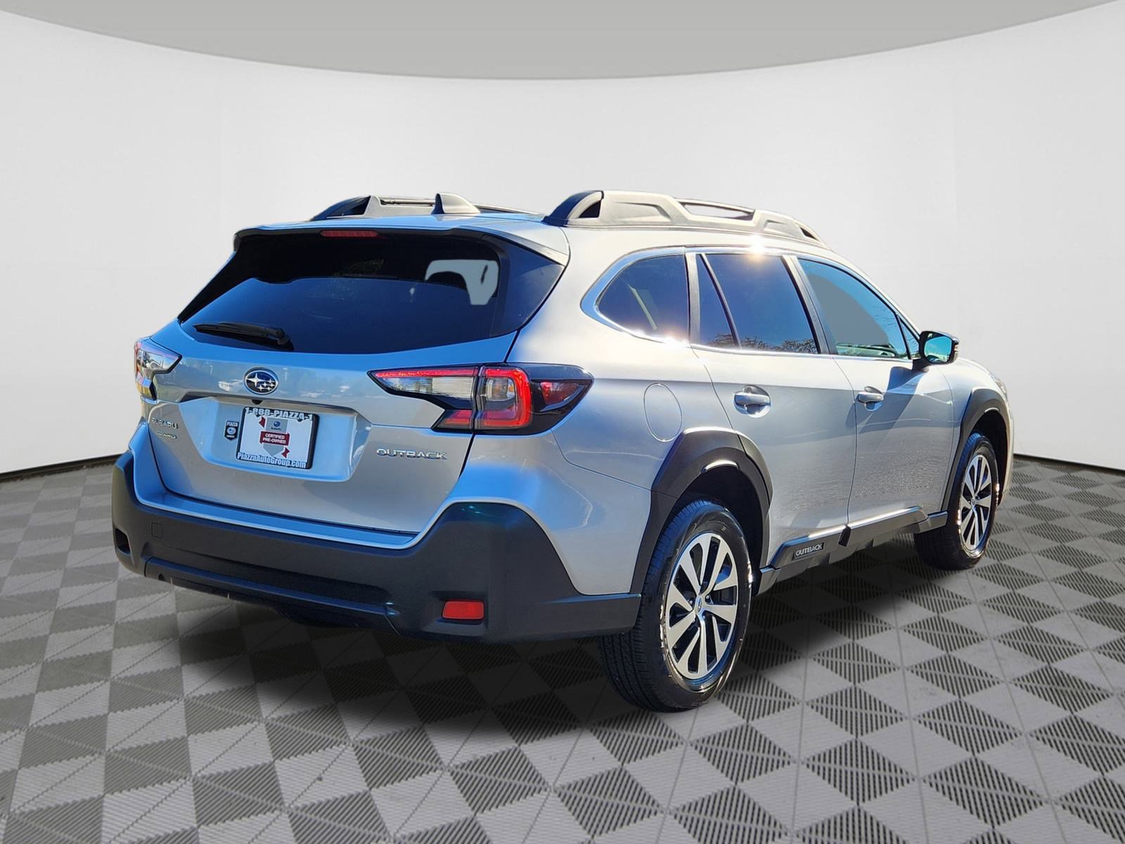 2025 Subaru Outback Premium photo 3