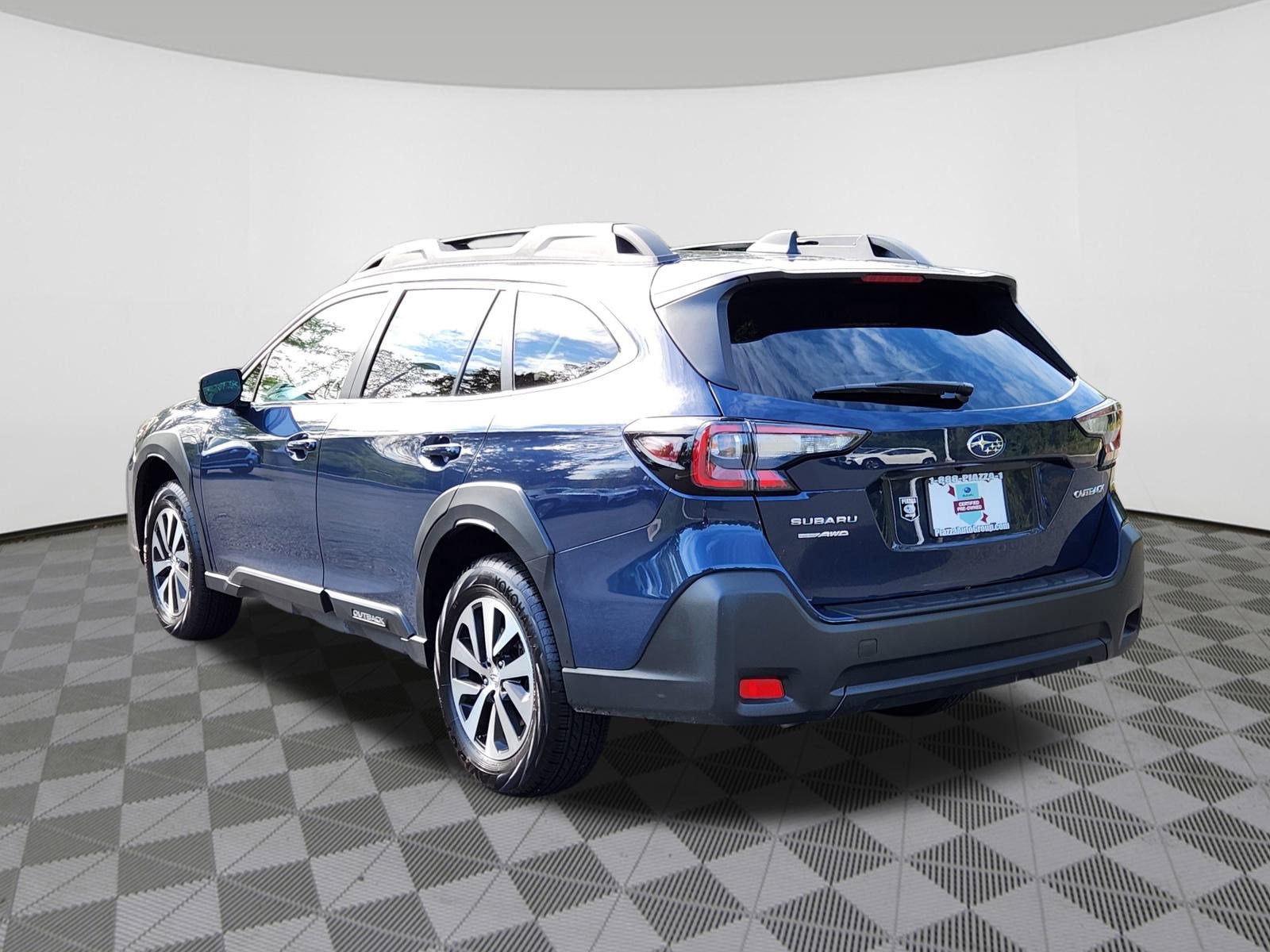 2025 Subaru Outback Premium photo 2