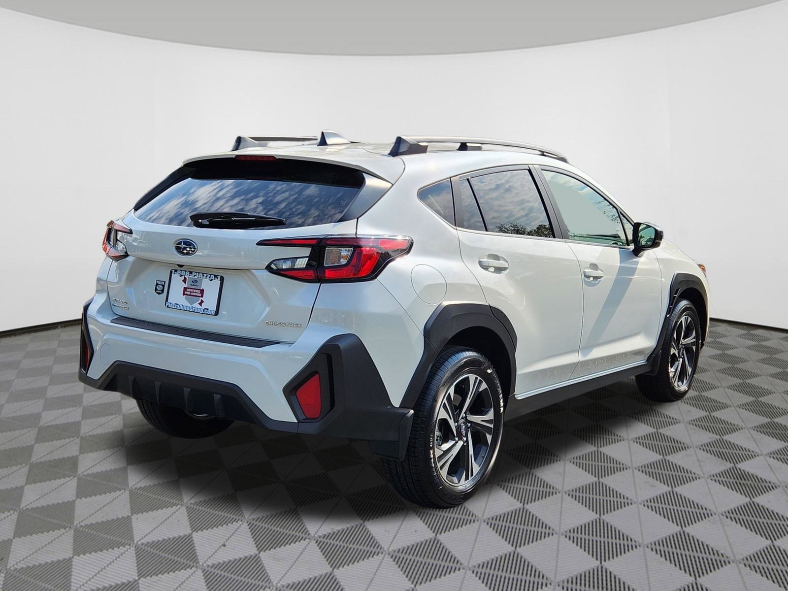 2024 Subaru Crosstrek Premium photo 3
