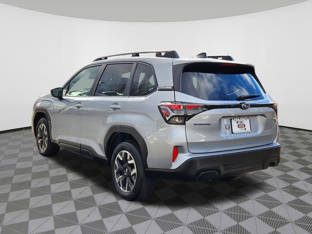 Used 2025 Subaru Forester Premium SUV