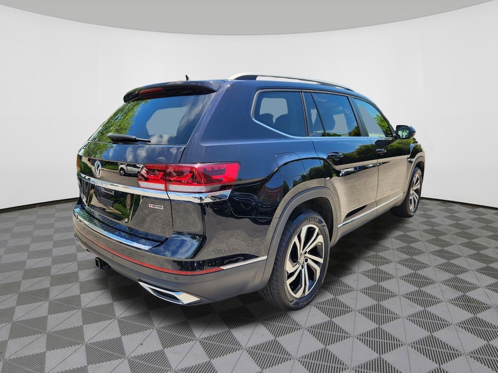 Used 2022 Volkswagen Atlas 3.6L V6 SEL SUV