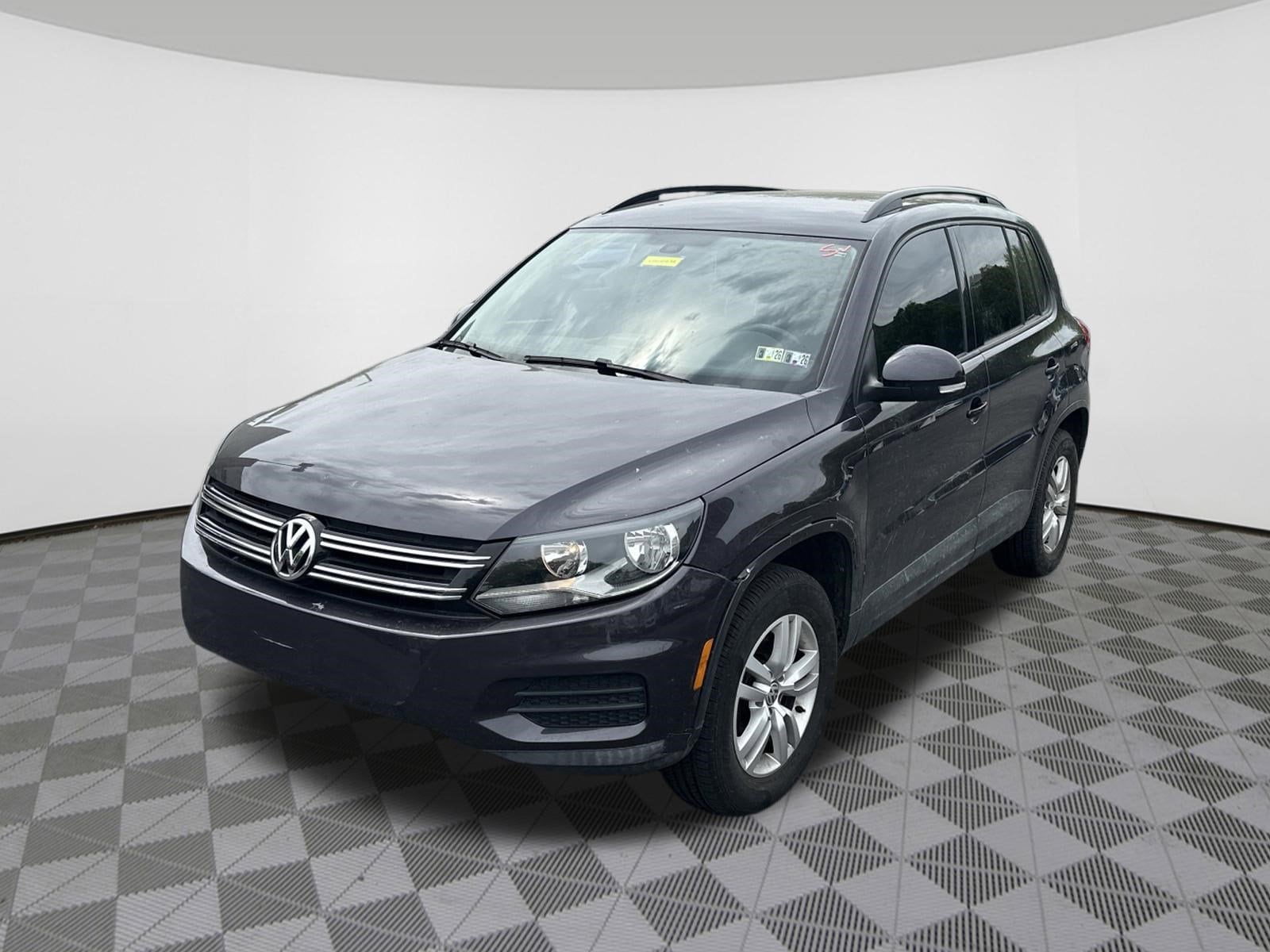 Used 2016 Volkswagen Tiguan S with VIN WVGAV7AX0GW521295 for sale in Ardmore, PA