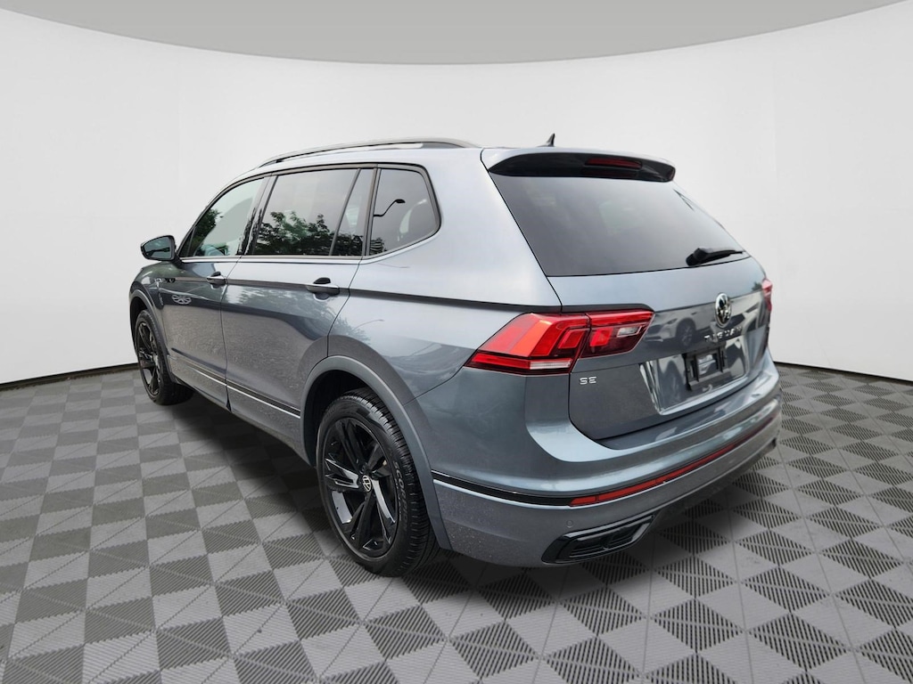 Certified 2024 Volkswagen Tiguan 2.0T SE R-Line Black SUV