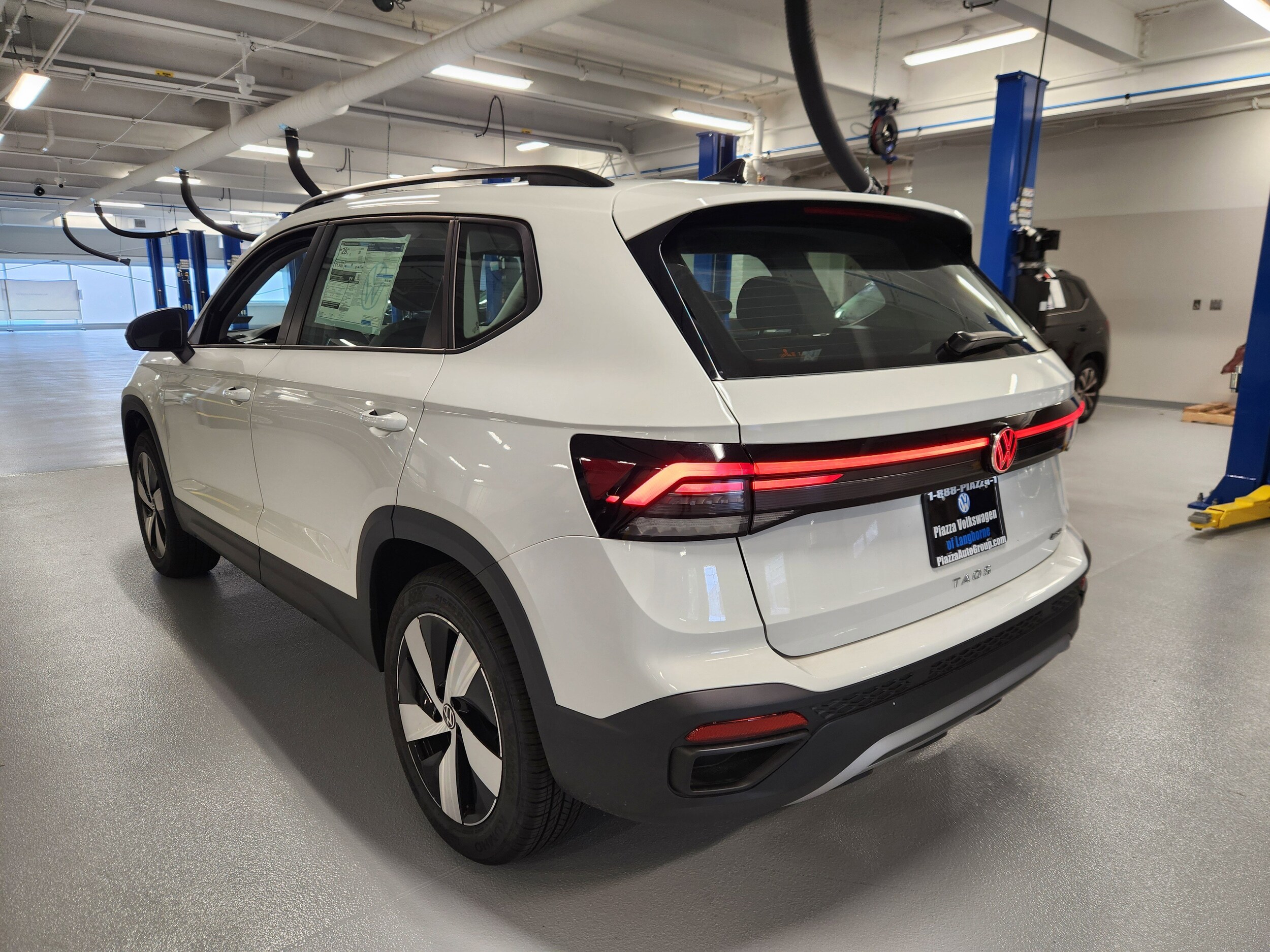 2025 Volkswagen Taos S photo 3