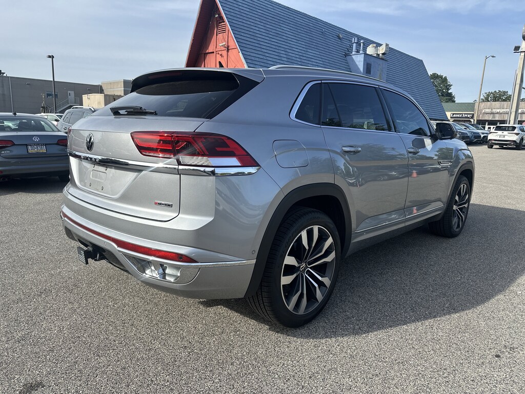 Used 2022 Volkswagen Atlas Cross Sport 3.6L V6 SEL Premium R-Line SUV