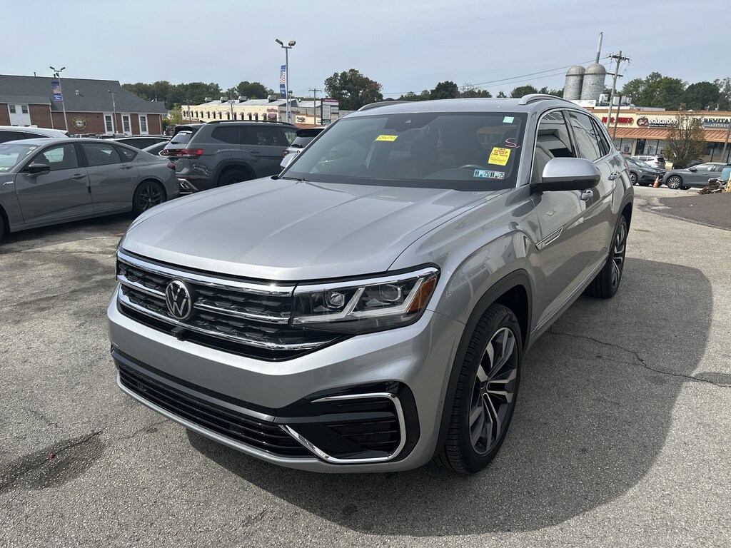 Used 2022 Volkswagen Atlas Cross Sport 3.6L V6 SEL Premium R-Line SUV