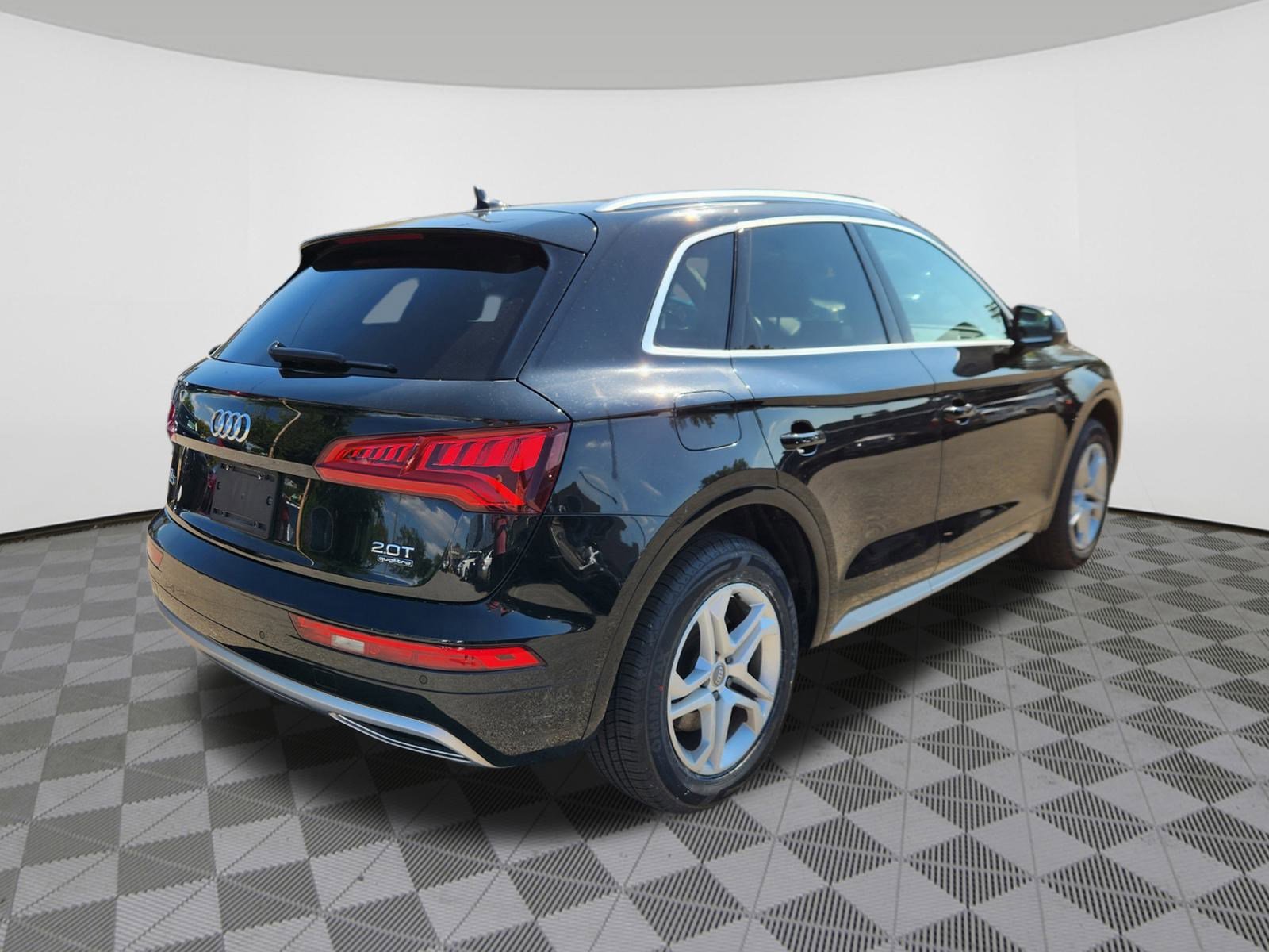2018 Audi Q5 2.0T Premium Plus photo 4