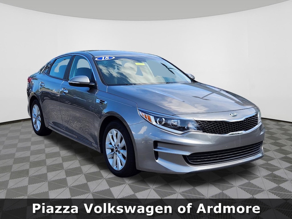 Used 2018 Kia Optima LX Sedan
