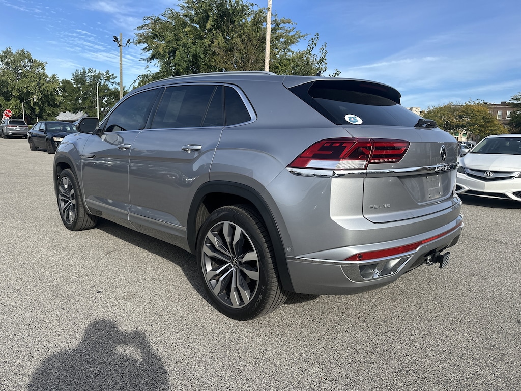 Used 2022 Volkswagen Atlas Cross Sport 3.6L V6 SEL Premium R-Line SUV