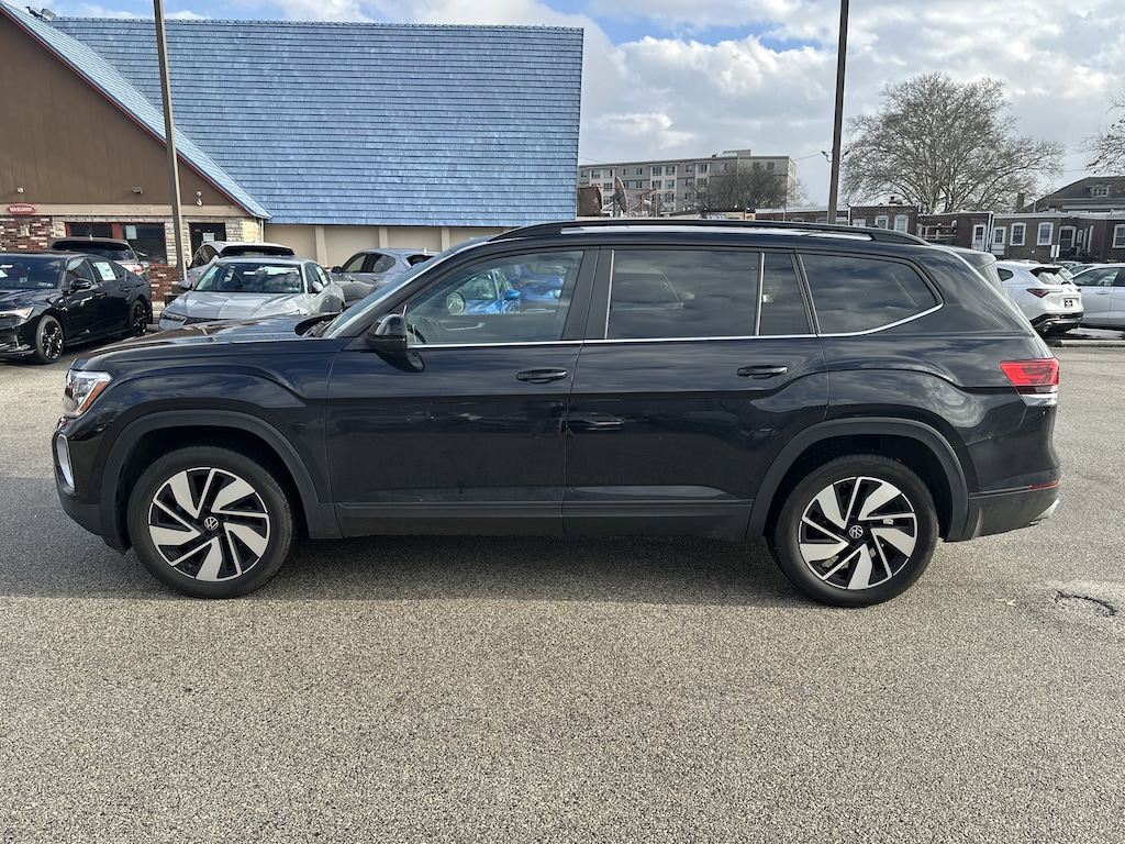Certified 2024 Volkswagen Atlas 2.0T SE w/Technology SUV