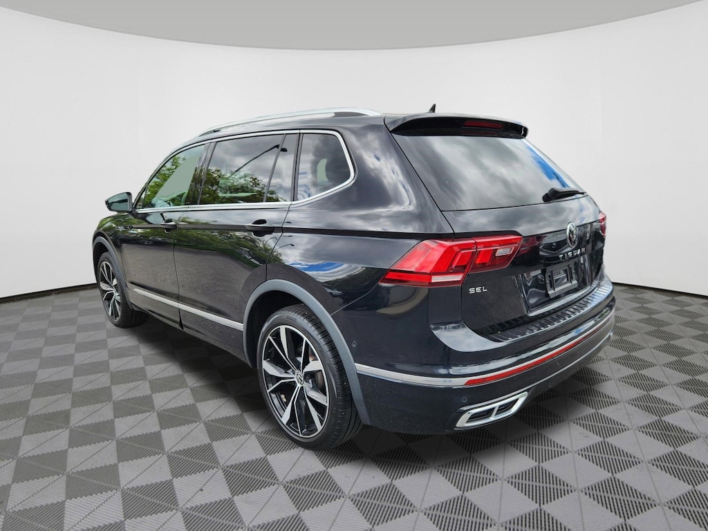 Used 2023 Volkswagen Tiguan 2.0T SEL R-Line SUV