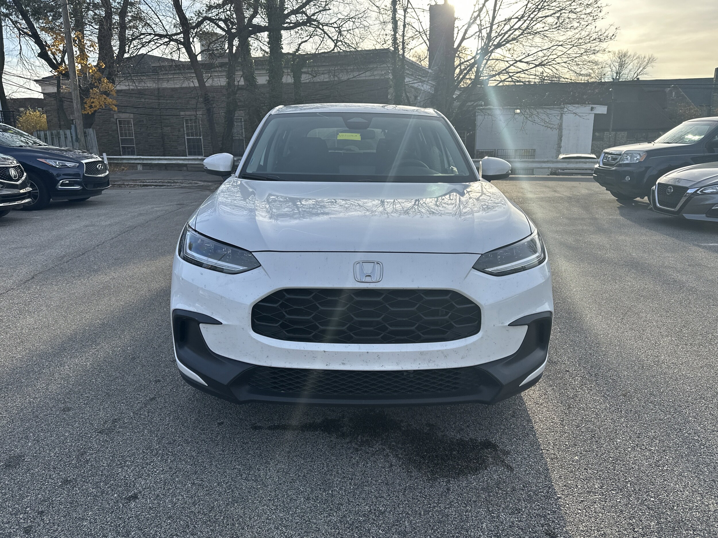 2023 Honda HR-V LX 2WD photo 2