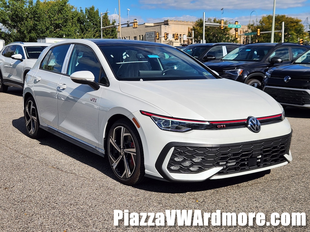 New 2025 Volkswagen Golf GTI 2.0T SE Hatchback