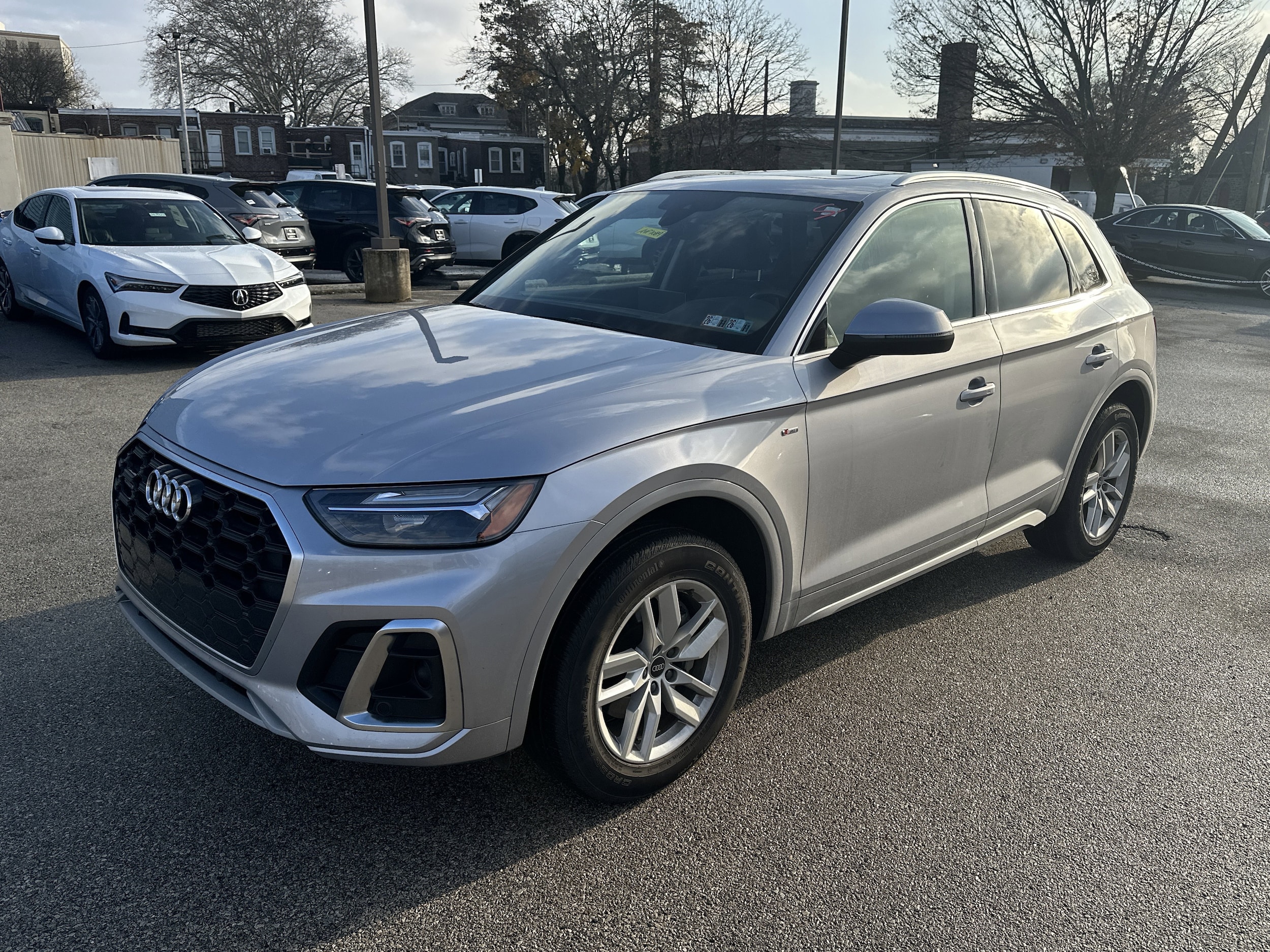 2023 Audi Q5 45 S line Premium photo 2
