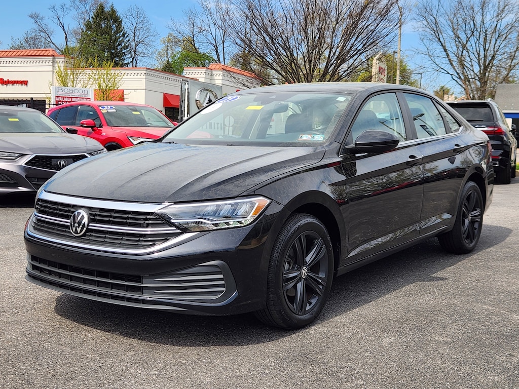 Certified 2023 Volkswagen Jetta 1.5T SE Sedan