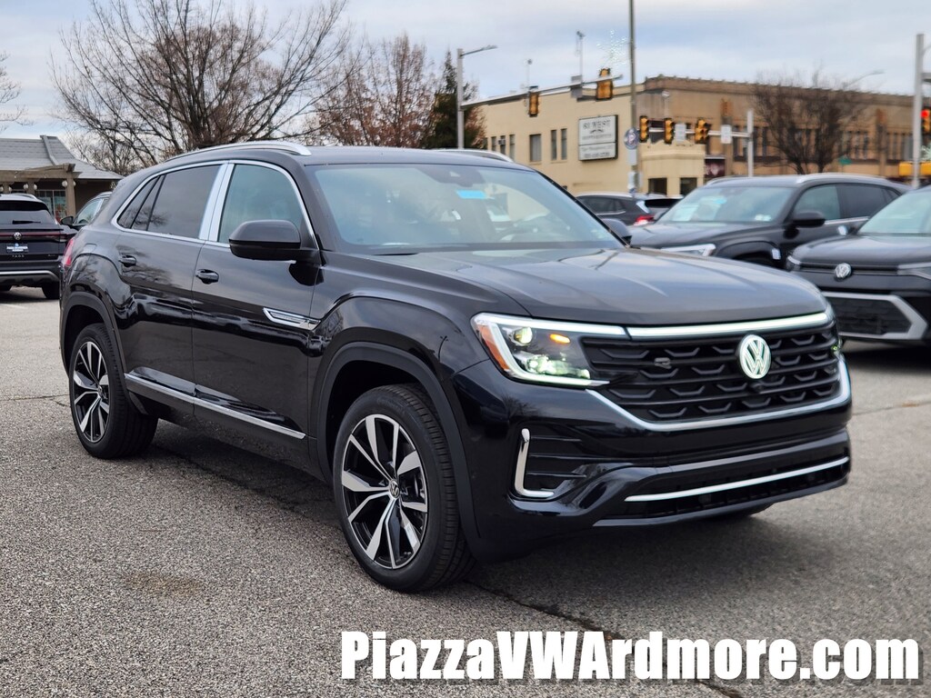 New 2026 Volkswagen Atlas Cross Sport 2.0T SEL Premium R-Line SUV