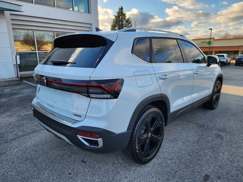 Certified 2025 Volkswagen Taos 1.5T SEL SUV