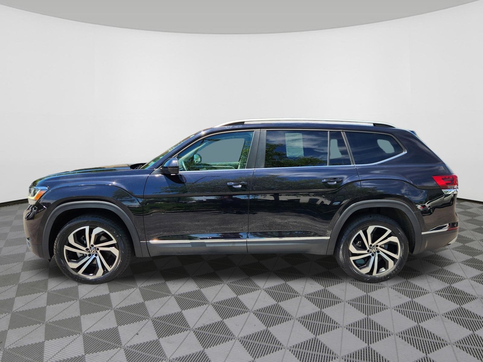 2022 Volkswagen Atlas SEL - Photo 5