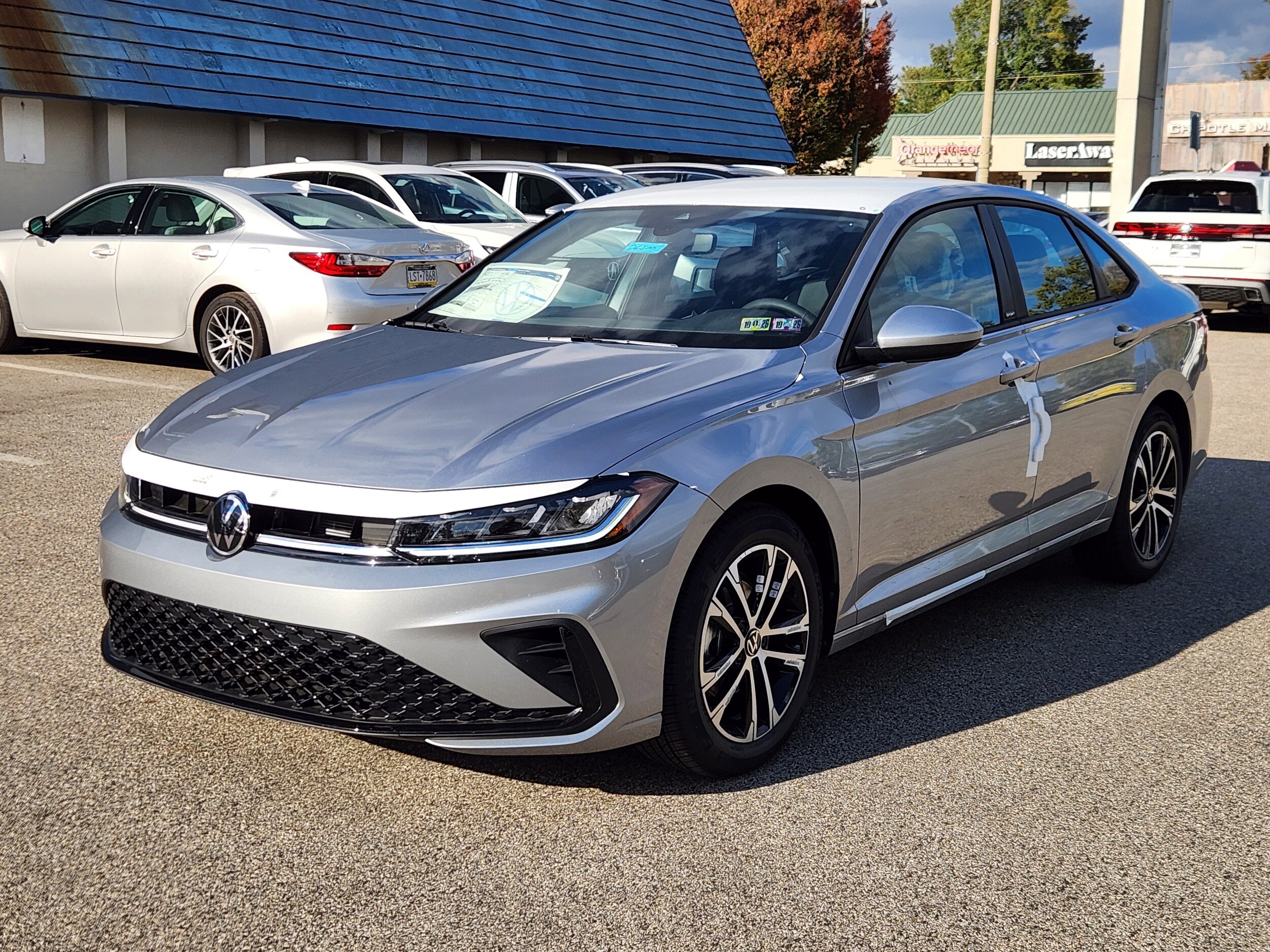 2026 Volkswagen Jetta Sport photo 2