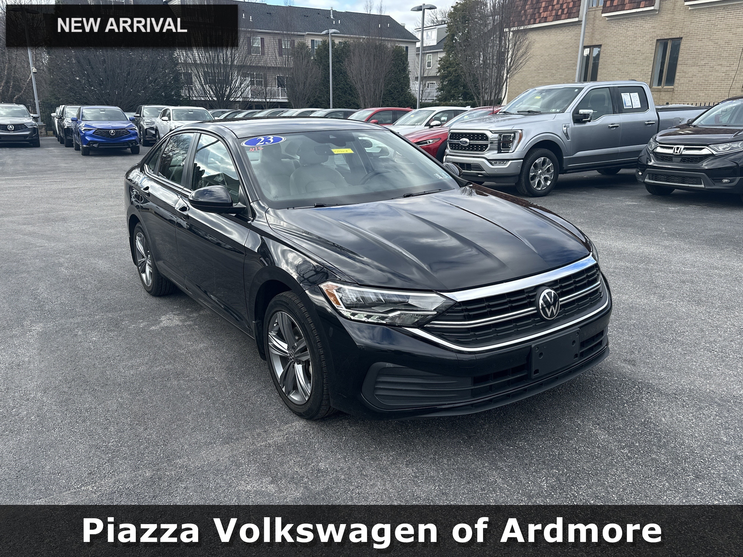 2023 Volkswagen Jetta SE's photo