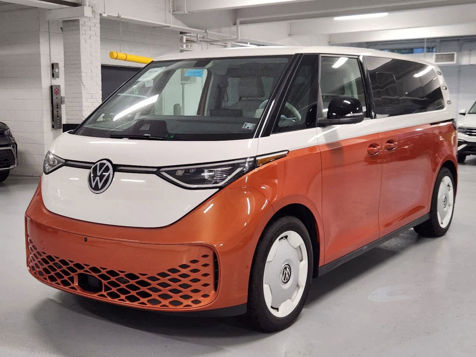 2025 Volkswagen ID. Buzz photo 2