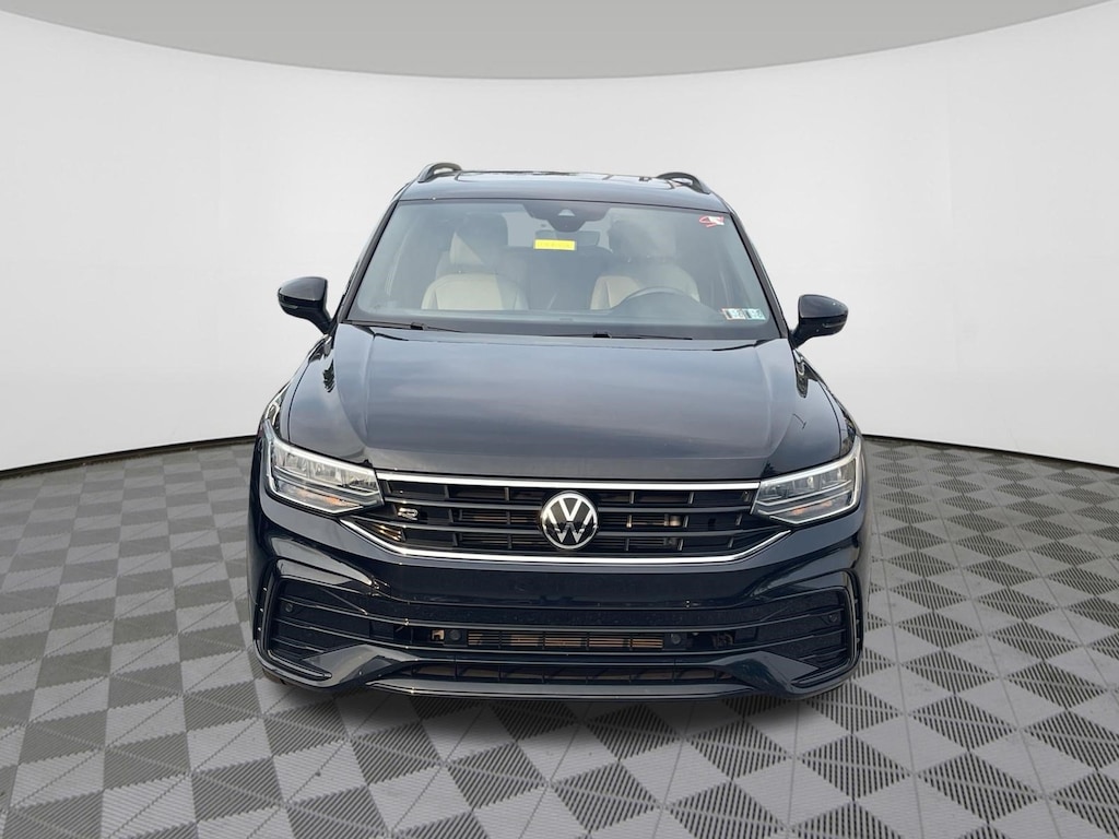 Certified 2023 Volkswagen Tiguan 2.0T SE R-Line Black SUV