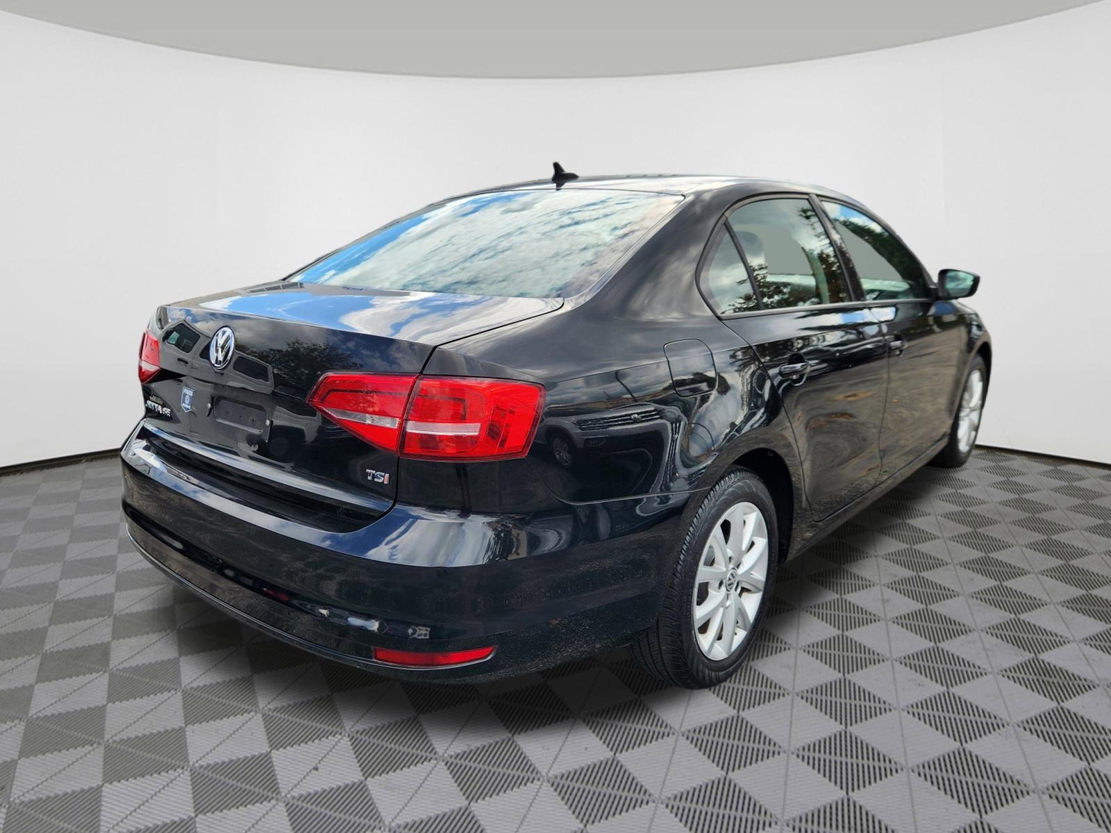2015 Volkswagen Jetta 1.8T photo 4