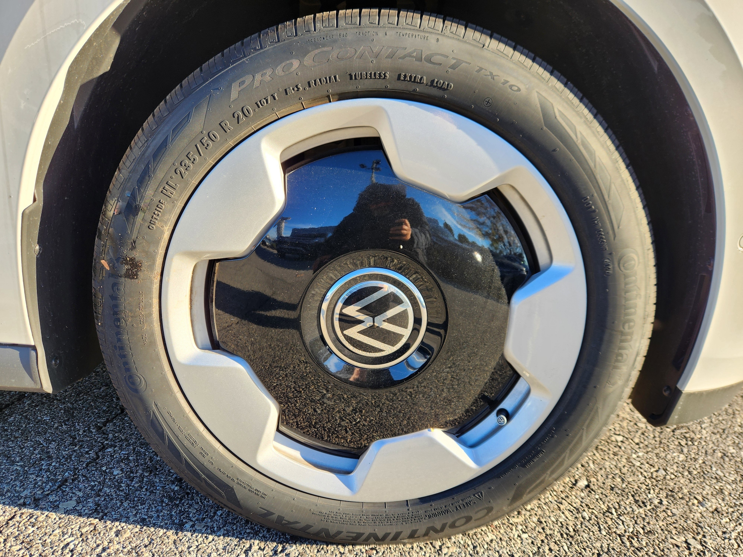 2025 Volkswagen ID. Buzz PRO S - Photo 14